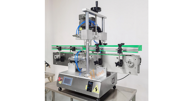 Desktop automatic capping machine