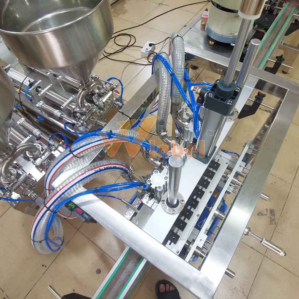 Desktop 4 Heads Automatic Filling Machine for Bottles/Wine/Liquid/Beer